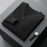 Sweter Wełniany z Dekoltem w Serek